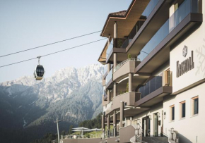 Отель Kronplatz-Resort Hotel Kristall  Оланг